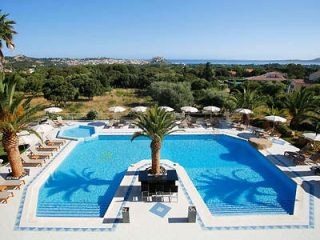 2 2 Hotel Corsica & Spa